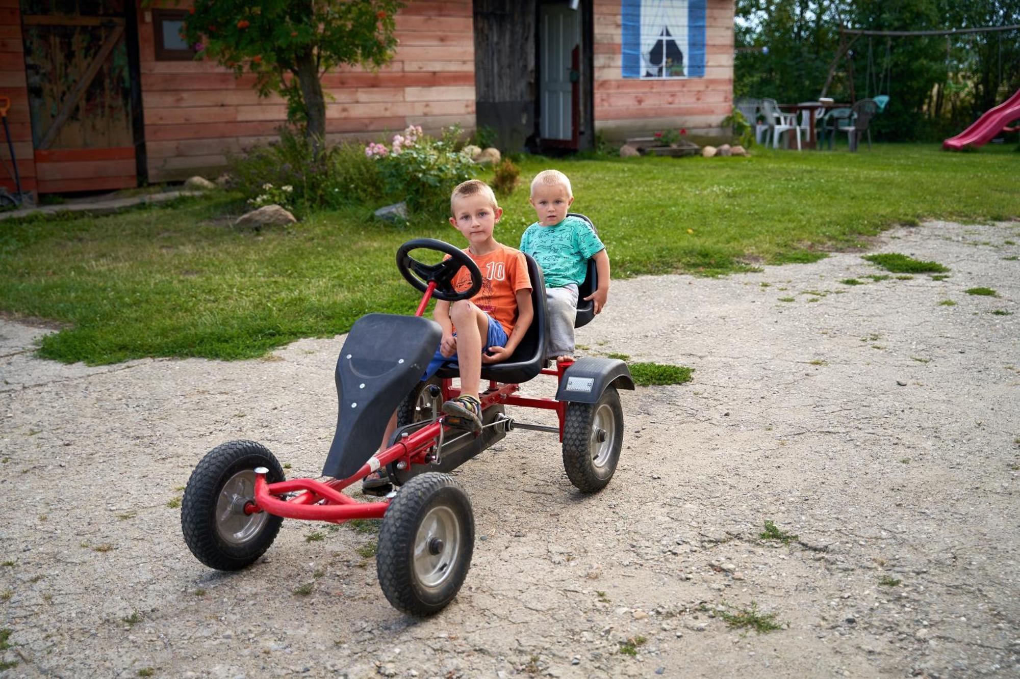 Agroturystyka BRYGADZIAKI Charbielin Zewnętrze zdjęcie